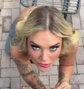 Kali Roses nude xxx leaked banged by a hard dick on bed